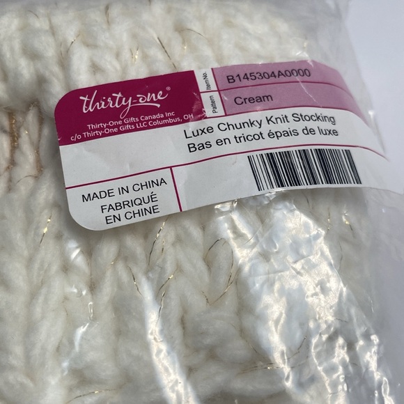 Thirty One Chunky Knit Christmas Stocking - Picture 8 of 8